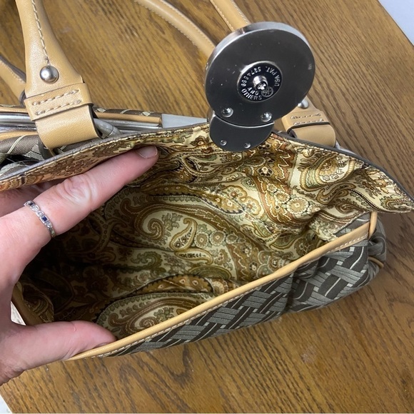 Vintage Nine West Monogram Fabric Leather Trim Shoulder Bag Purse Silver - Picture 16 of 16